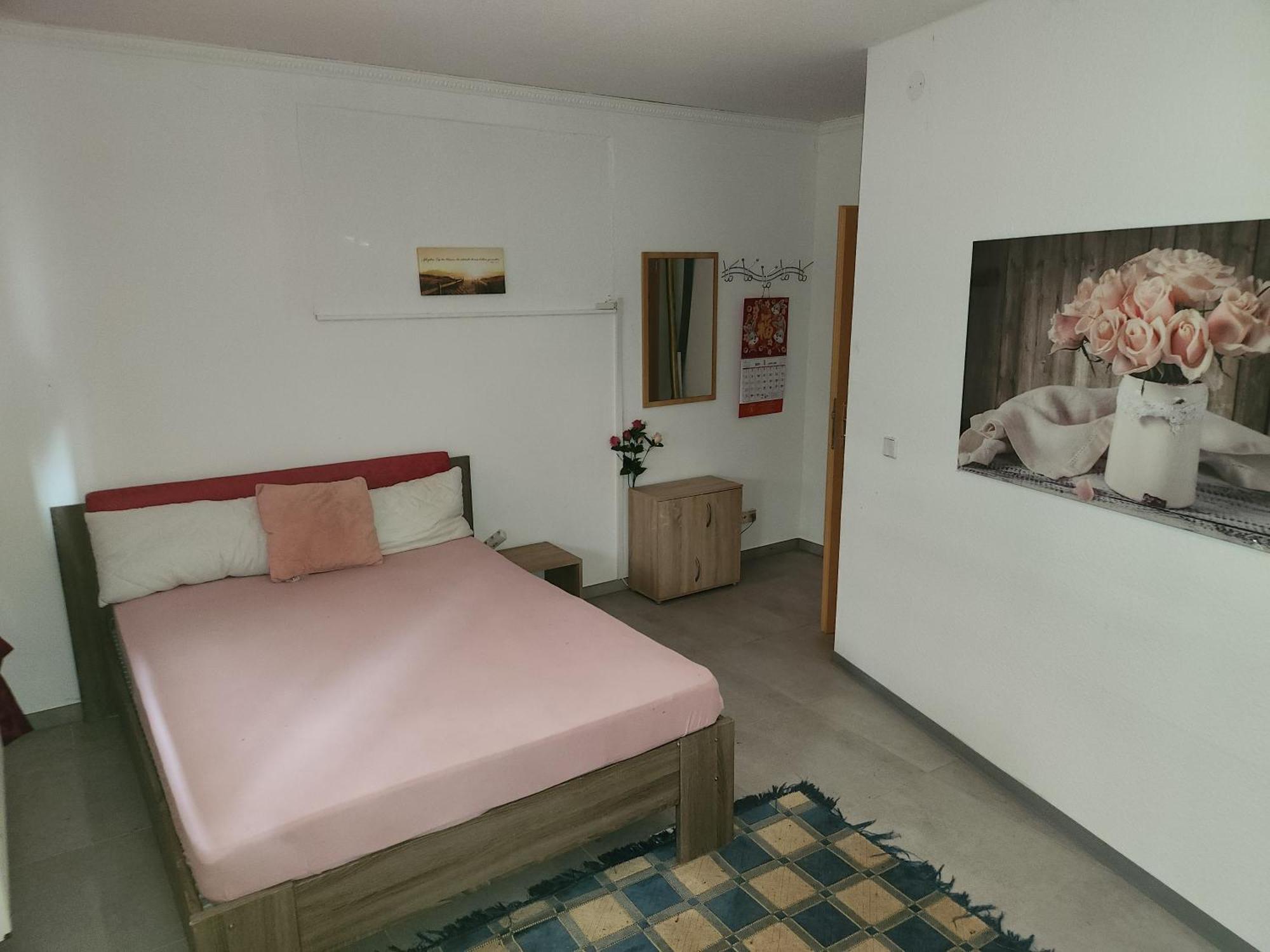 Ferienwhg Halle Relax-Oase: Spacious Apartment with Flexible Sleeping Arrangements Exterior photo